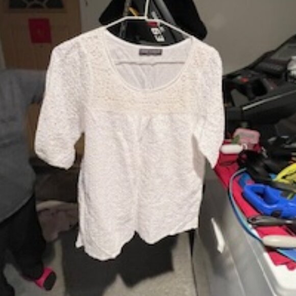 women's Top - Picture 1 of 3